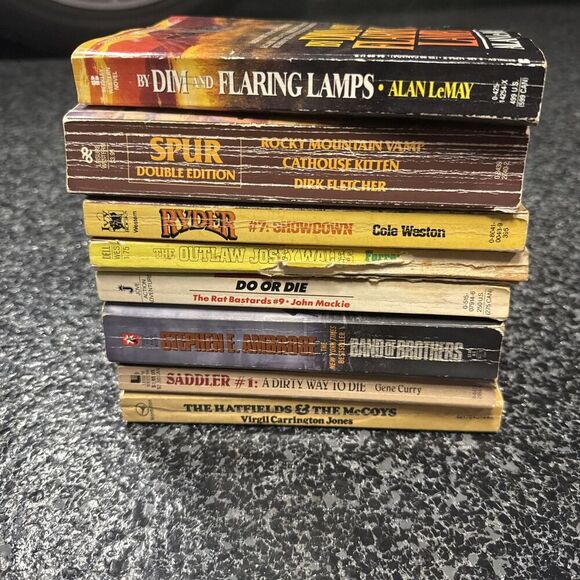 Lot of 8 Vintage Paperback Books Cowboy Westerns various authors - Picture 2 of 2